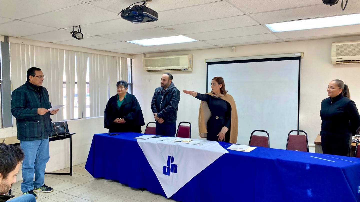 Se otorgan nuevos nombramientos en unidades de UPN en Hermosillo y San Luis Río Colorado